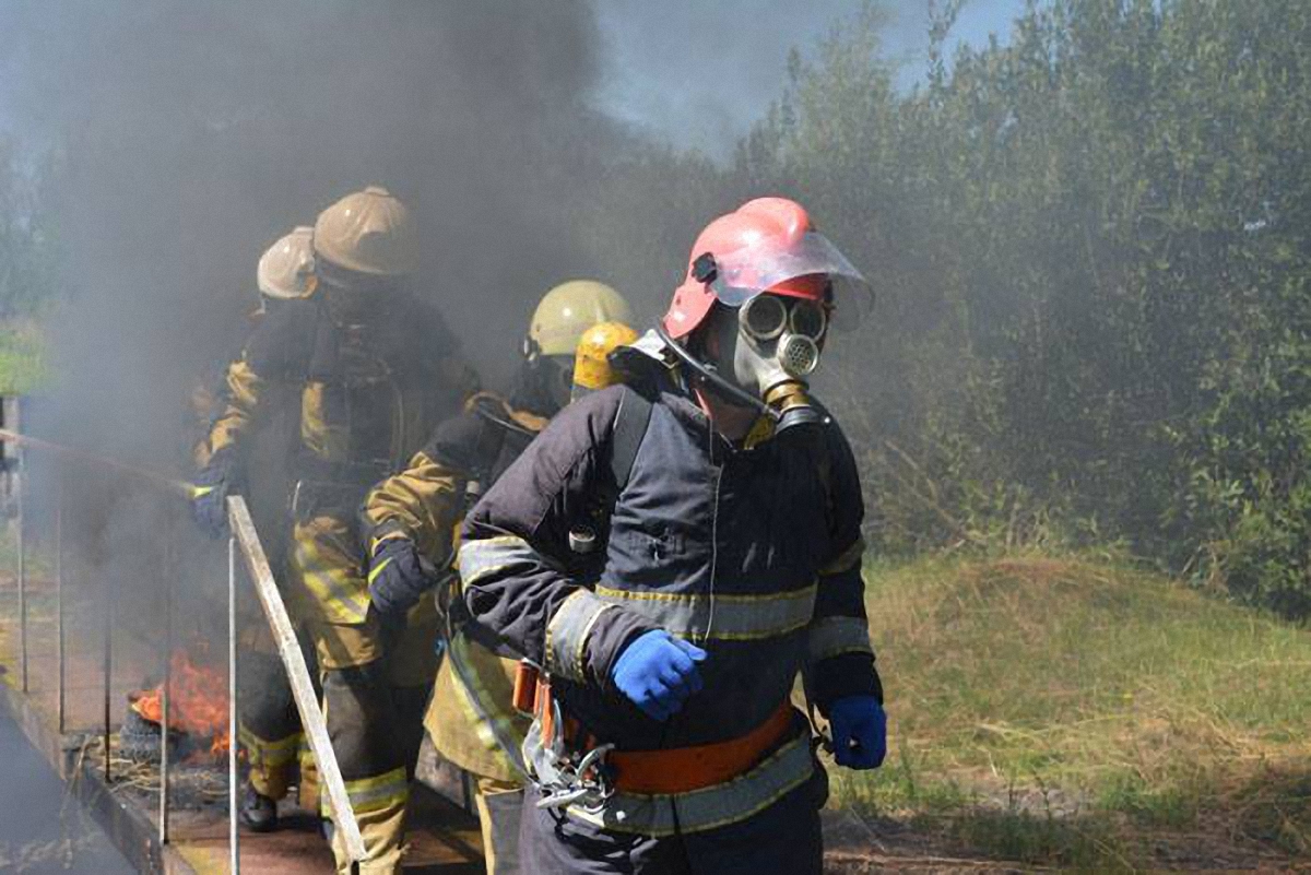 В полиции подозревают поджог / Фото: отдела коммуникации Главного управления Национальной полиции в городе Киеве. - фото 1