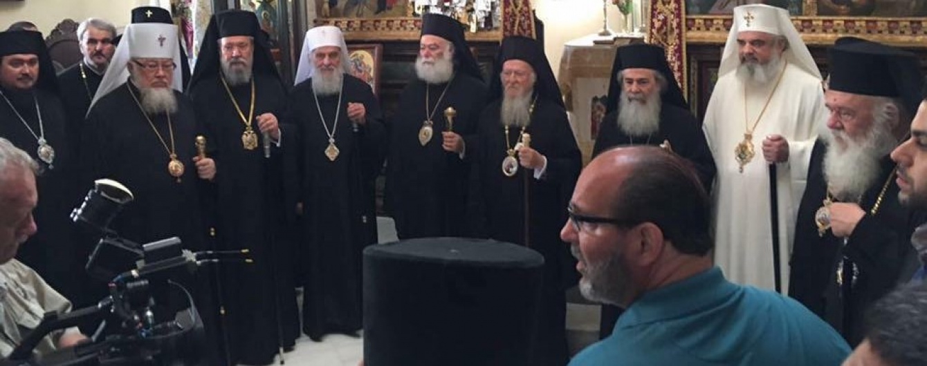 Вселенского Патриарха призвали дать автокефалию украинской церкви - фото 1