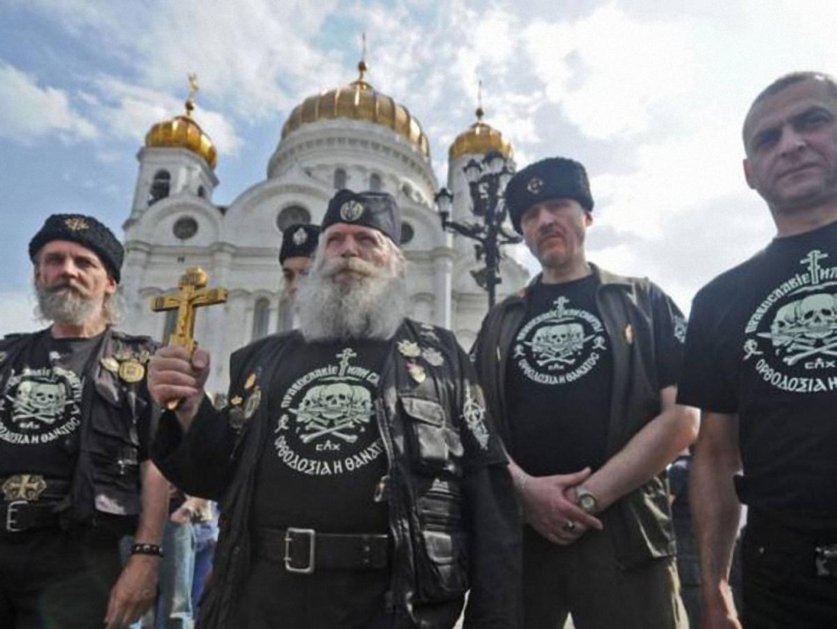 Людей на Донбассе агитируют на "крестный поход" на Киев - фото 1