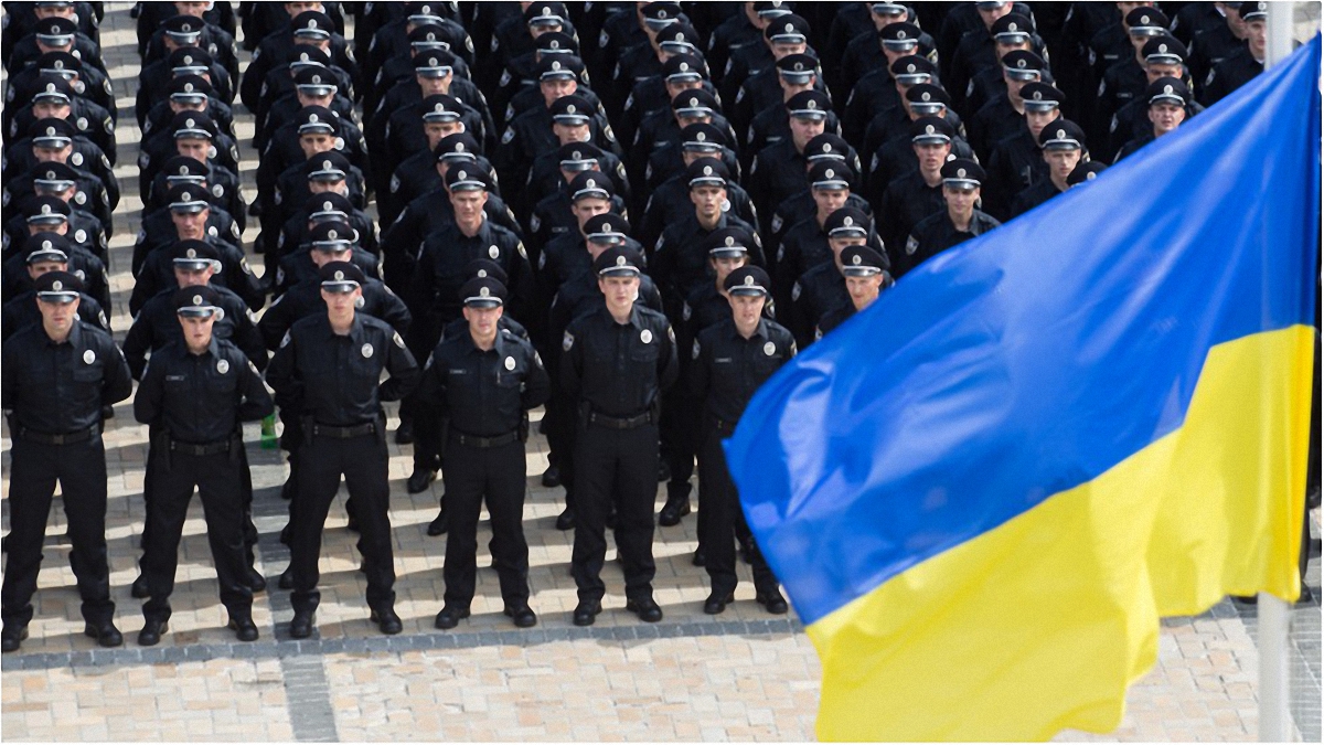 6 тысяч полицейских охраняли правопорядок в Киеве - фото 1