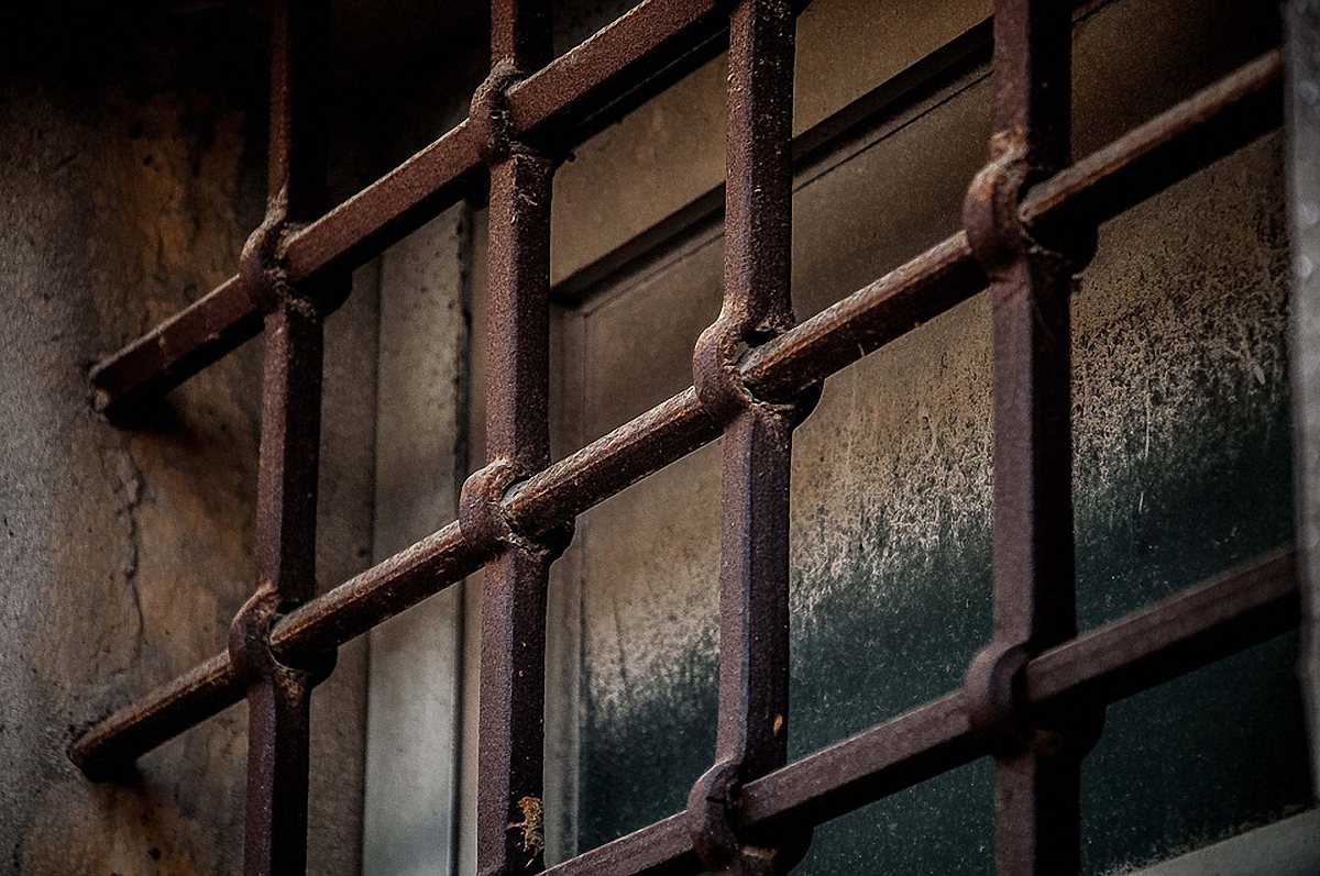 Тюремный бунт в Коцюбинском: замначальника учреждения спровоцировал заключенных и сбежал  - фото 1