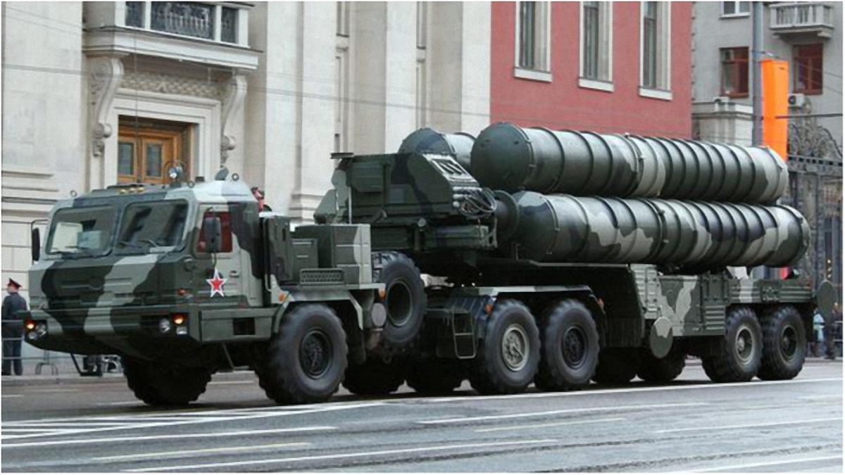 Комплексы С-400 развернут в Крыму уже в августе. - фото 1