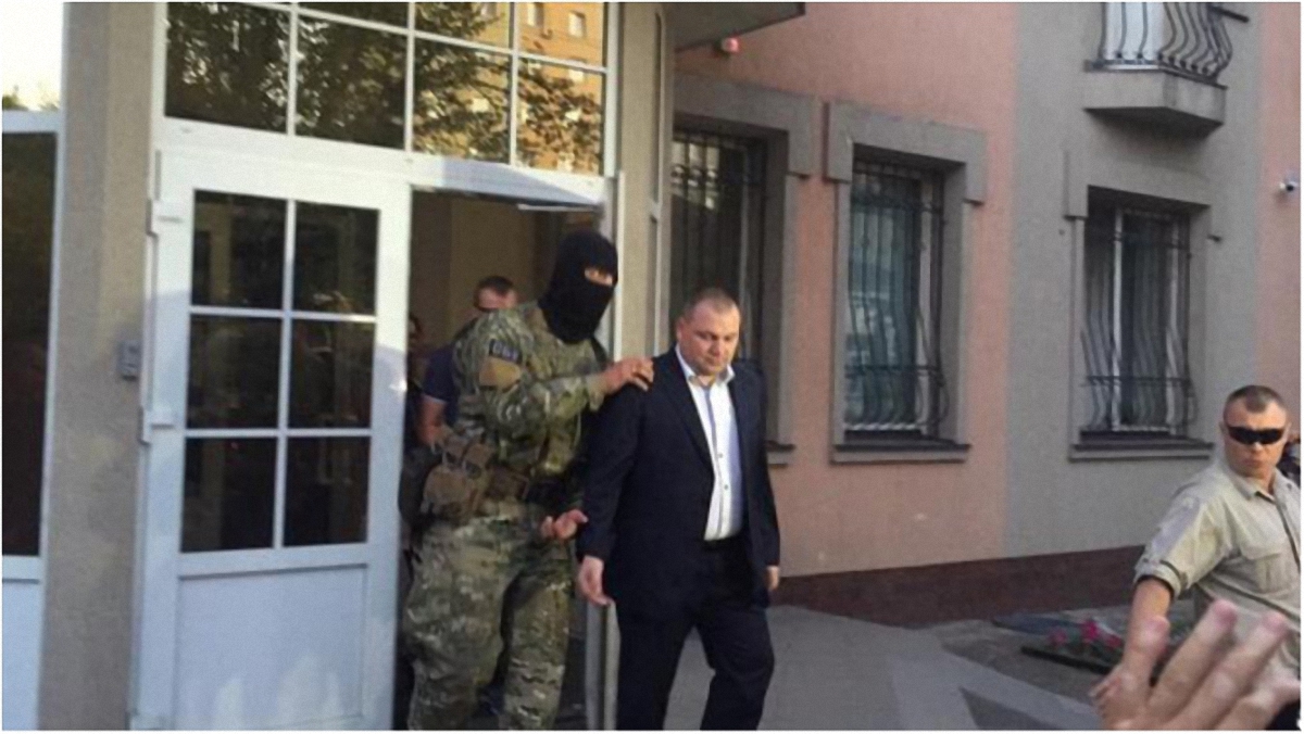 Заместителя прокурора Ровненской области арестовали на два месяца. - фото 1