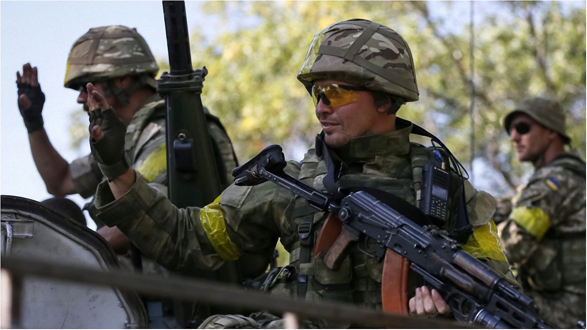 Мотивирующие военные видео ВСУ стали появляться с началом боевых действий в АТО - фото 1