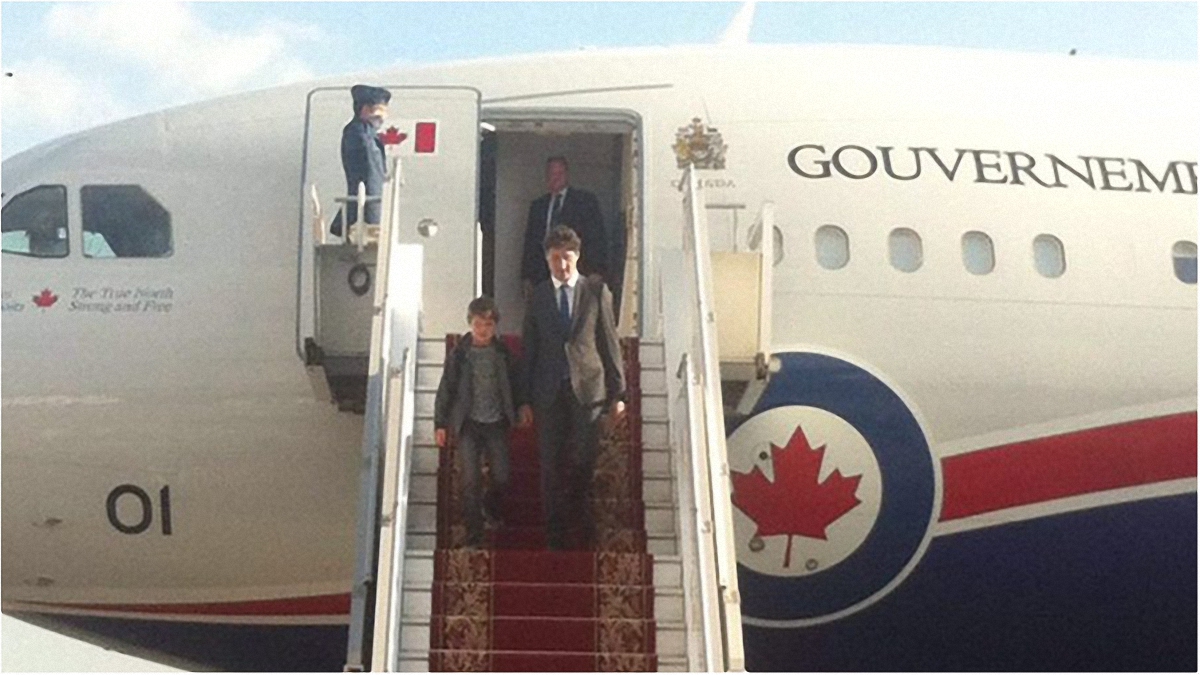 Премьер Канады прилетел в Украину  - фото 1