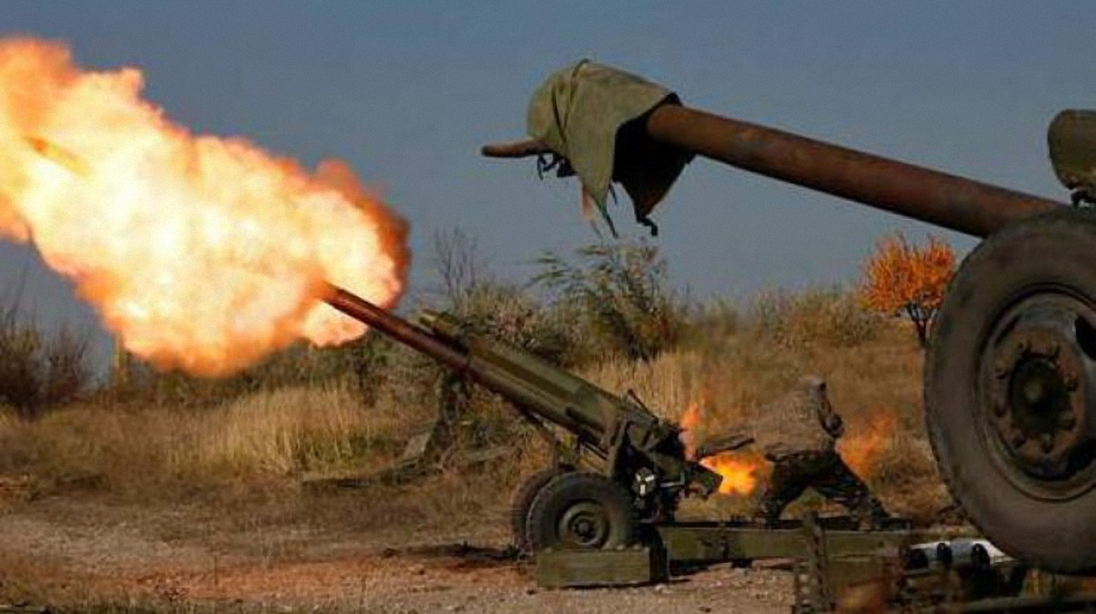 Террористы обстреливали позиции ВСУ из крупнокалиберной артиллерии - фото 1