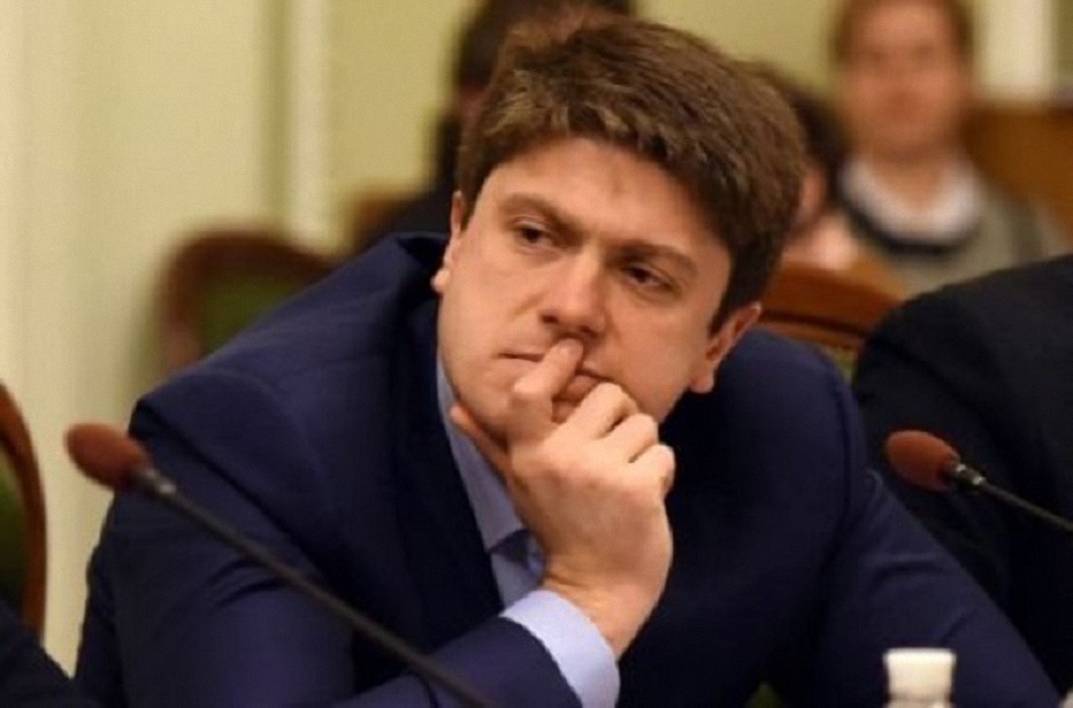 Депутат утверждает, что никто не снимал санкции с России - фото 1