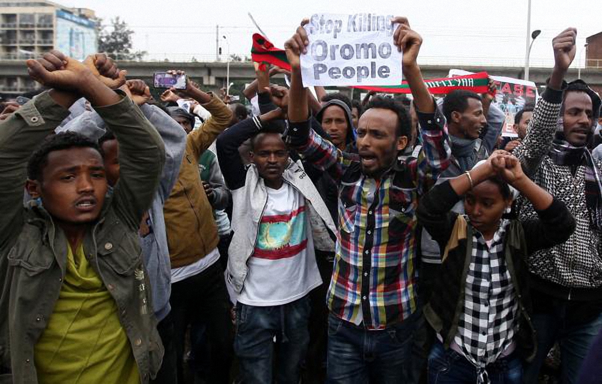 В Эфиопии продолжаются протесты против власти - фото 1