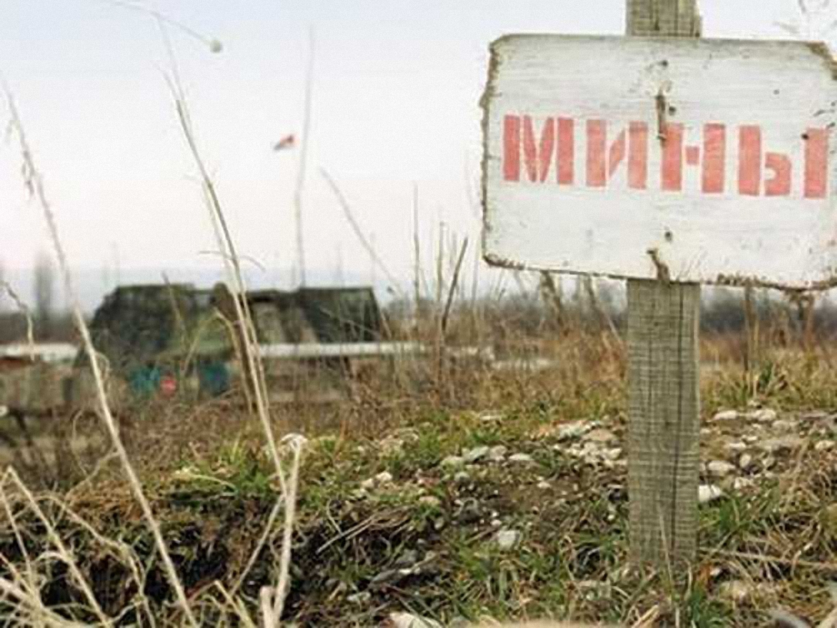 За сентябрь на минах в "ЛНР" подорвались больше 20 человек - фото 1