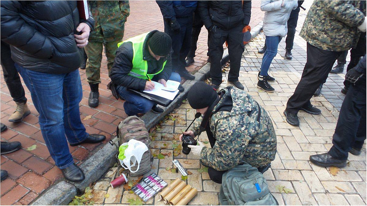 Также в Киеве сегодня планируется контрмарш о легализации марихуаны - фото 1