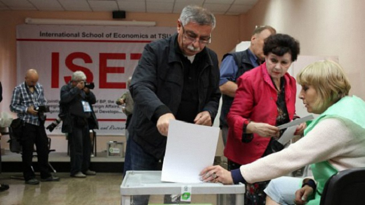 Правящая партия Грузии набрала 48,6% - обработано 99% бюллетеней - фото 1