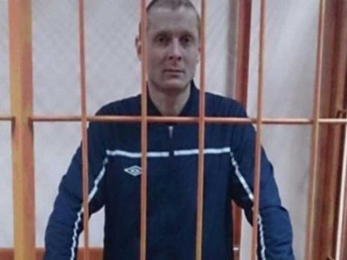 Захватчик Харьковской ОГА утверждает, что получил паспорт РФ во время нахождения в СИЗО - фото 1