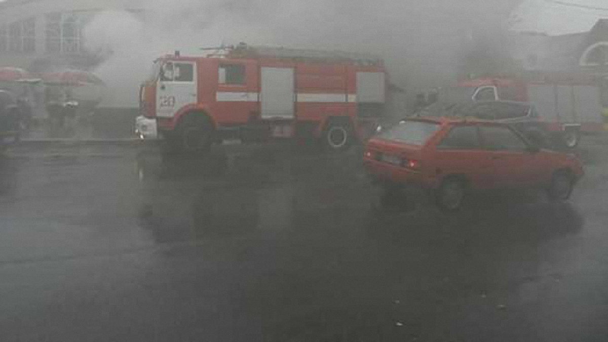 Спасатели полтора часа ждали, пока на место пожара приедут из "Киевэнерго" - фото 1