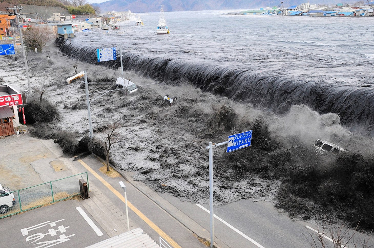По береговой линии северо-восточной части Японии ударит цунами - фото 1