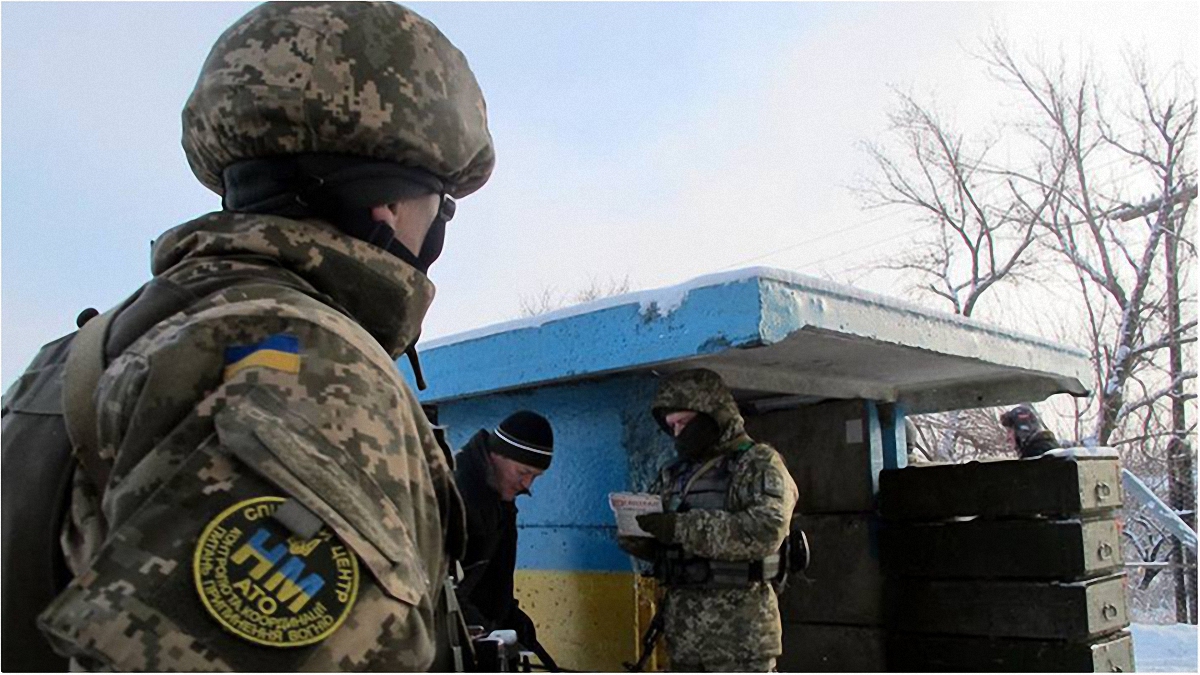 Боевики продолжили обстрелы украинских позиций на всех направлениях - фото 1