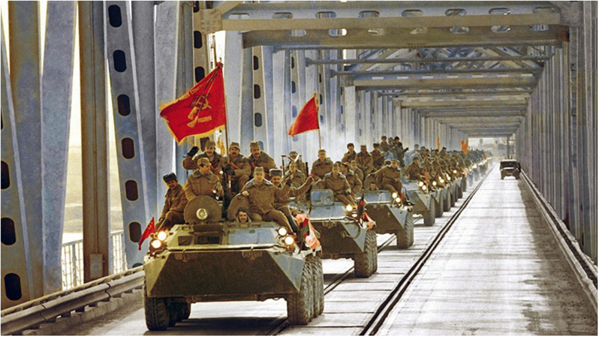 Война в Афганистане обернулась многими жертвами и ускорила развал СССР - фото 1