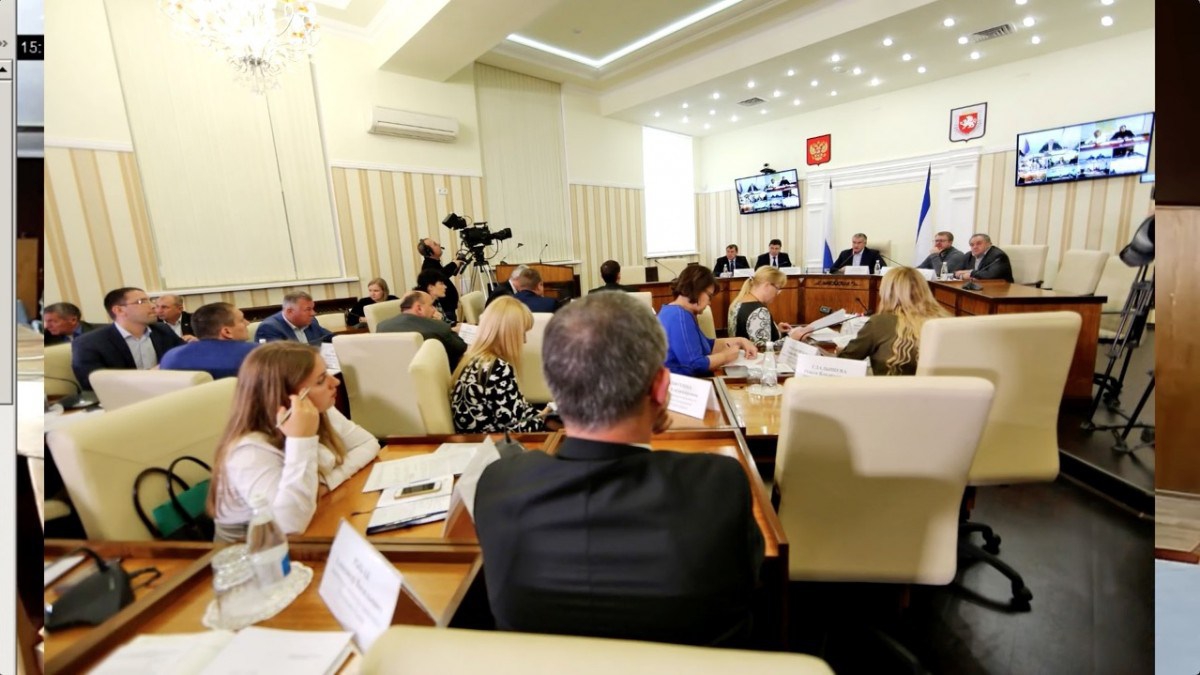 В "администрации" Аксенова послушали гимн Украины во время скайп-конференции с оккупантами - фото 1