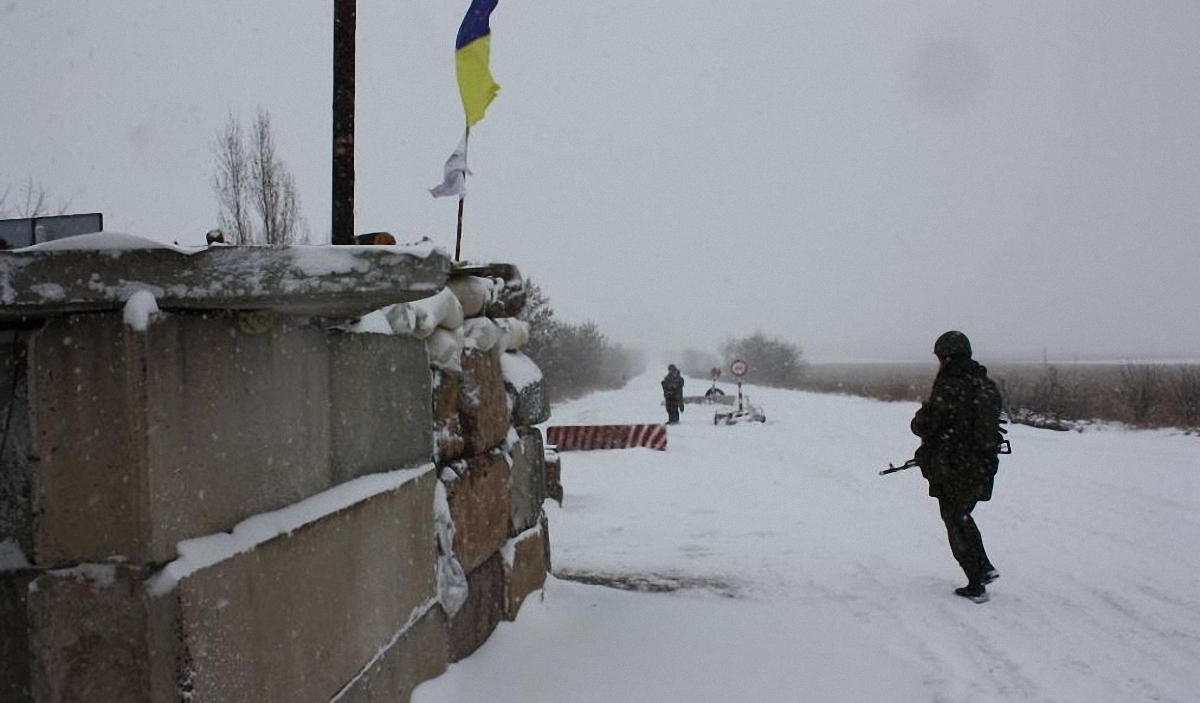 Бойцы Нацгвардии задержали жителя Донецка, который ехал в Мариуполь - фото 1