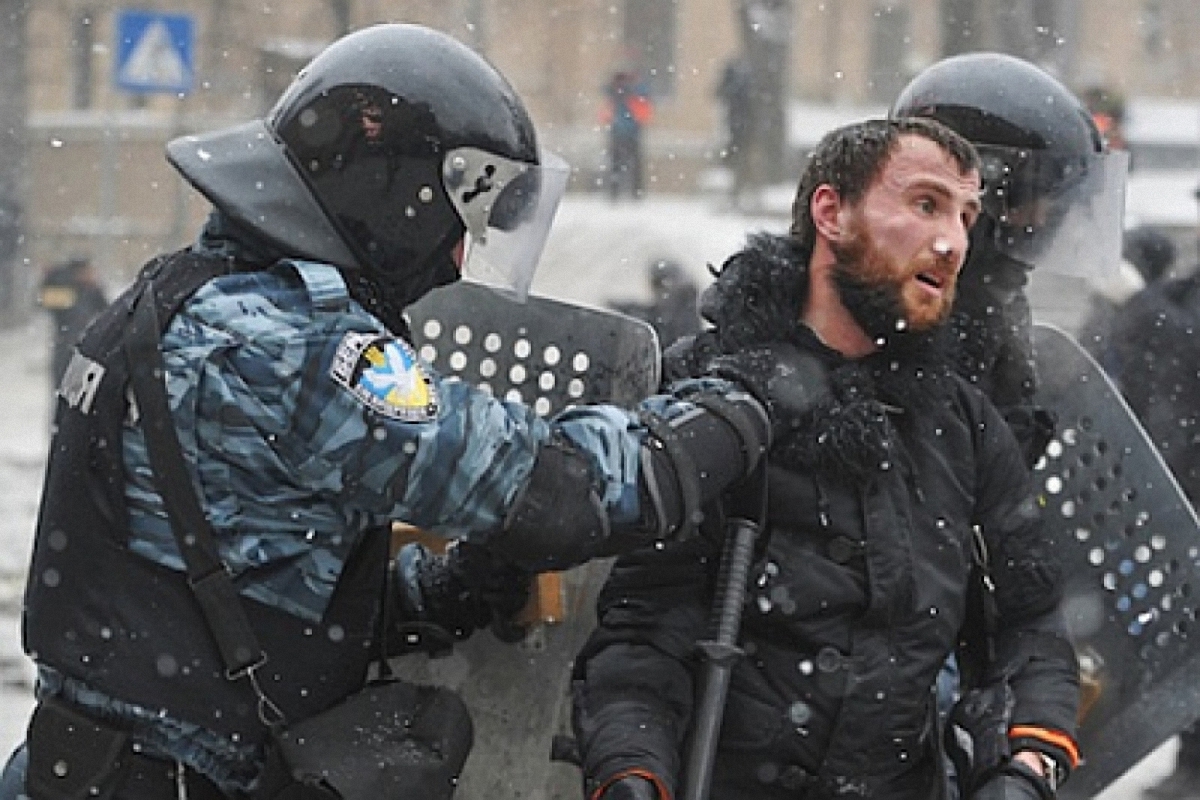 Бывшие "Беркутовцы" получили российское гражданство и скрываются от украинского правосудия - фото 1