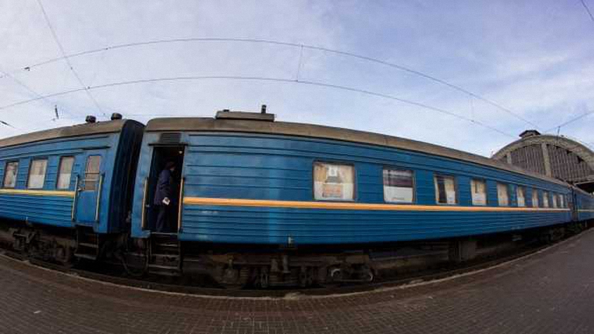 В "Укрзализныце" расширяют географию курсирования поездов - фото 1