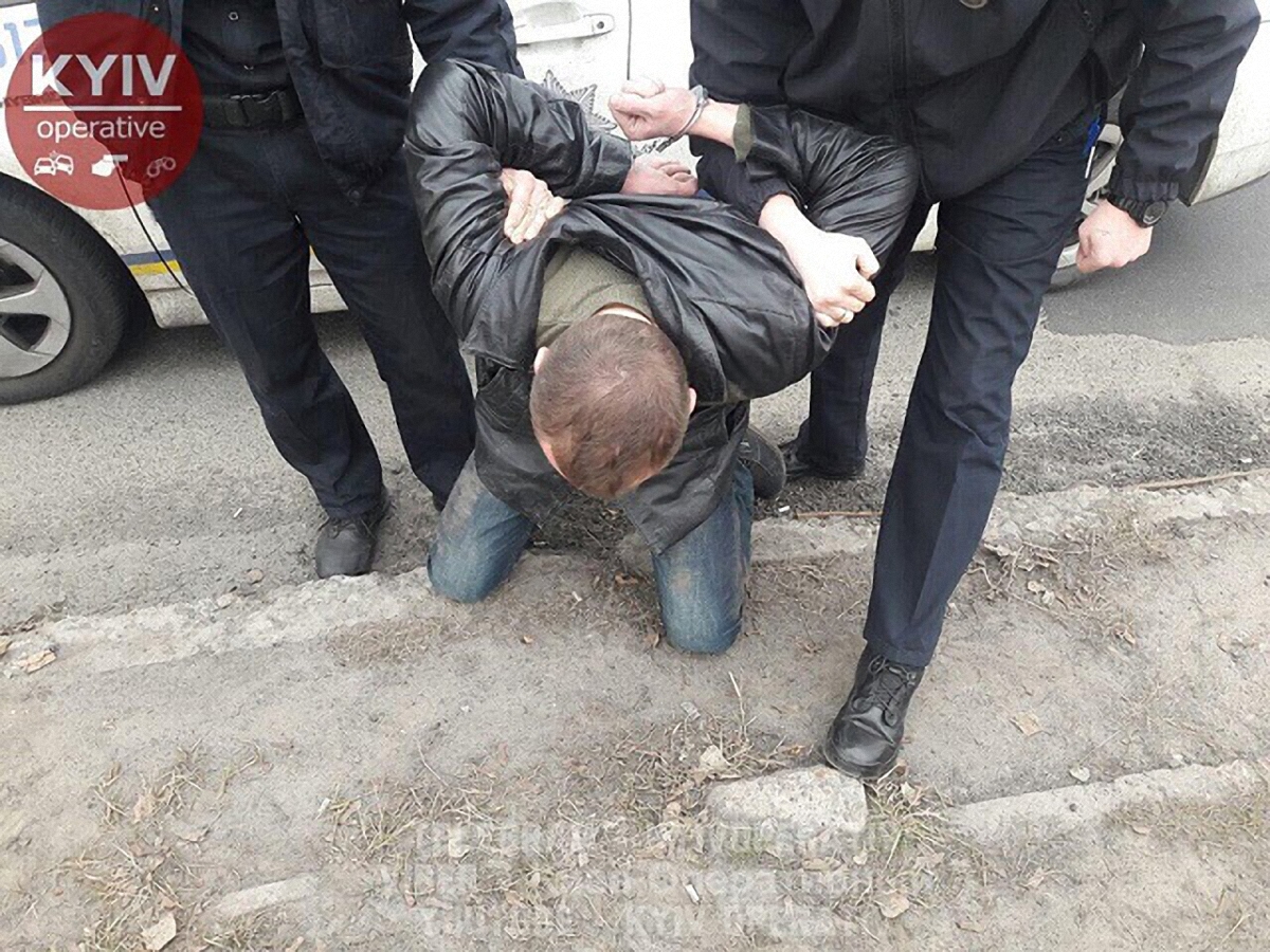 Советник угрожал правоохранителям при попытке задержания - фото 1