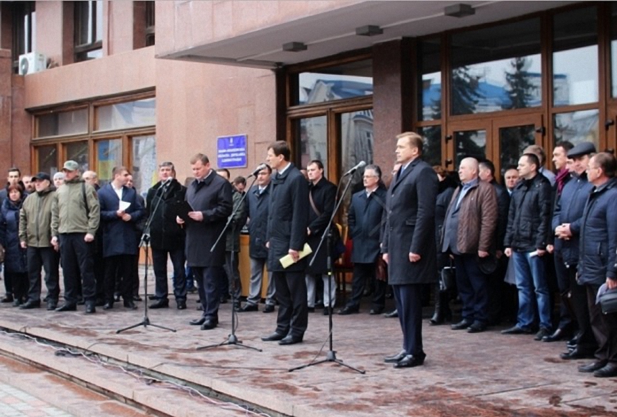 Депутаты напомнили, что Киев обещал не применять силу к "блокадникам" - фото 1