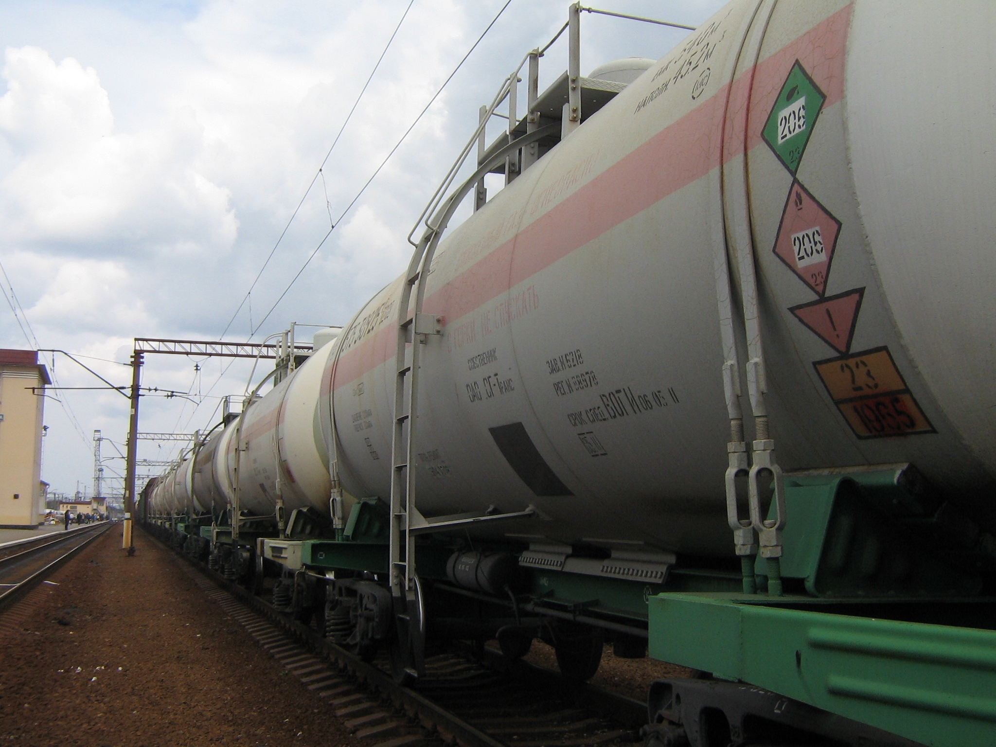 Россия ограничила поставки сжиженного газа в Украину - фото 1