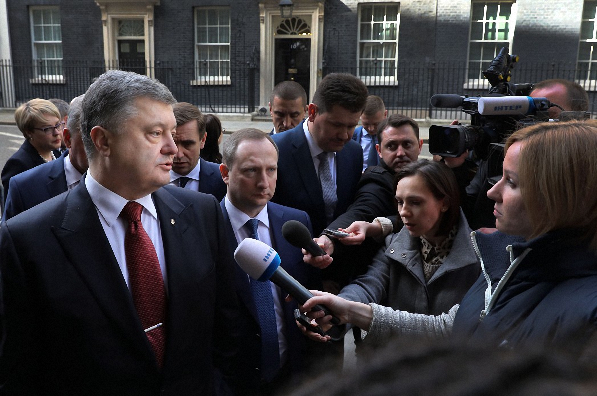 Порошенко считает, что у Украины есть шансы на победу в суде - фото 1