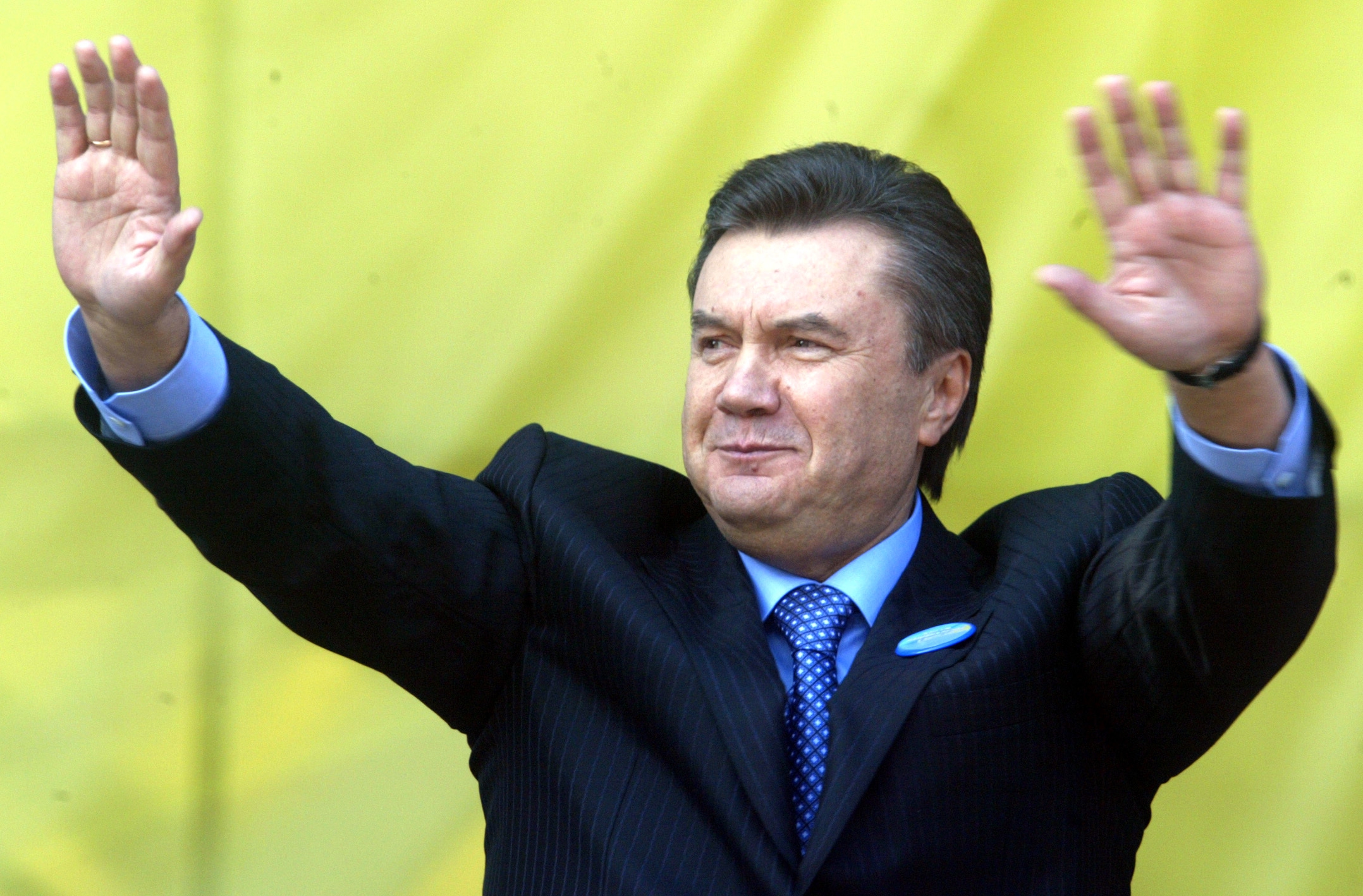 У Януковича заявили, что это не его деньги - фото 1