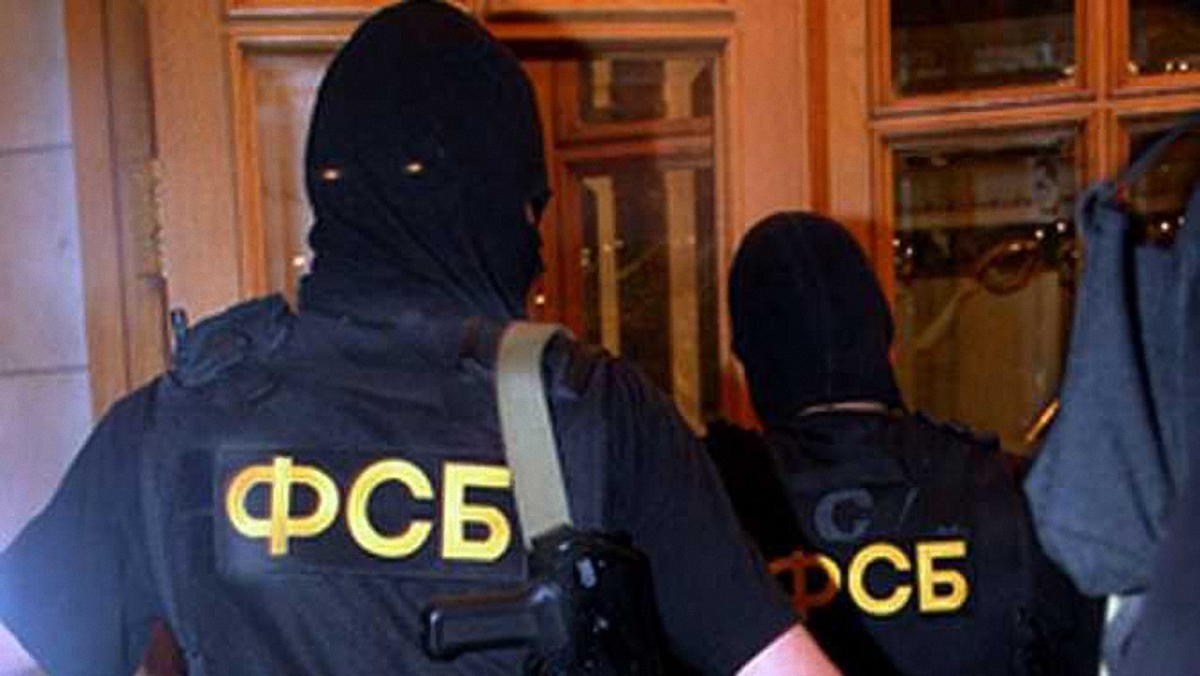 Российские ФСБшники задержали крымских татар по выдуманным обвинениям - фото 1