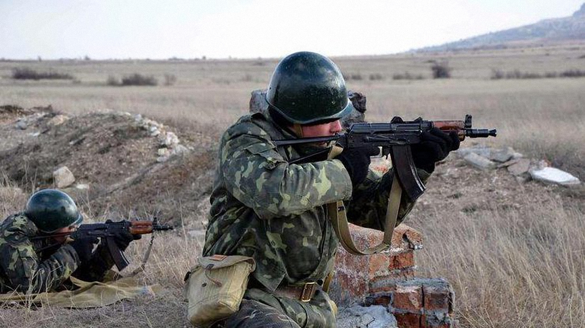В зоне АТО 9 мая погиб украинский солдат - фото 1