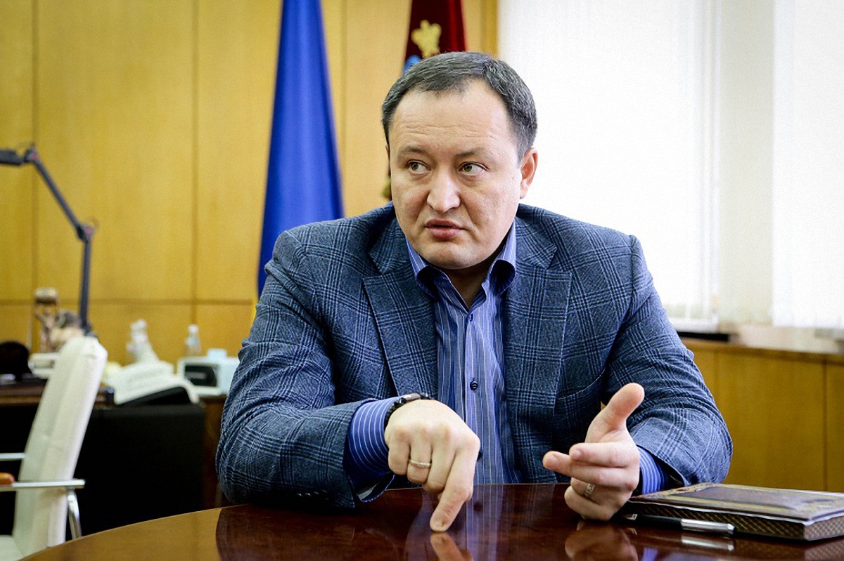 Запорожский губернатор заявил, что уволился из СБУ и просит опубликовать его декларацию - фото 1