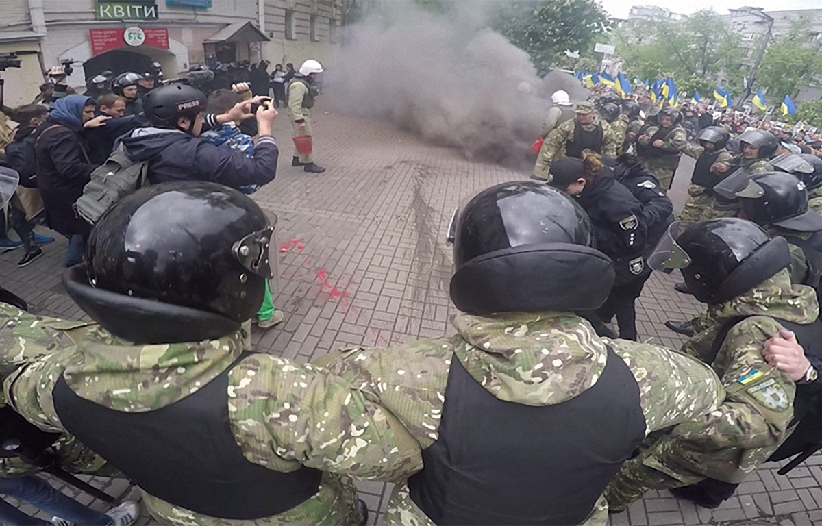 На 9 мая было неспокойно - фото 1