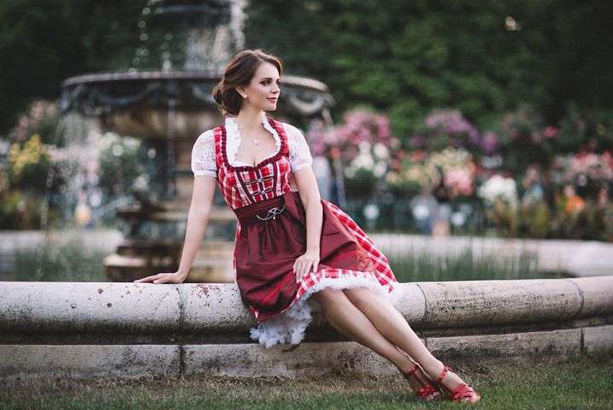 Украинская красавица - фото 1