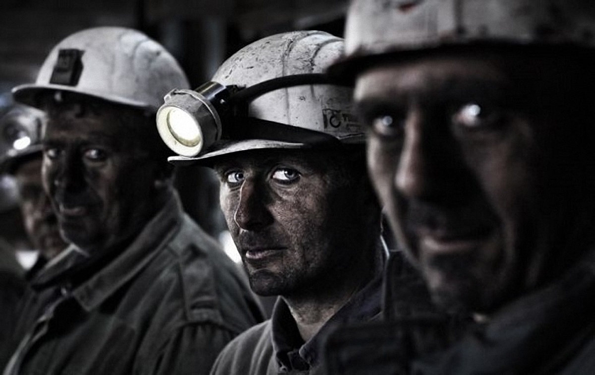 Долги шахт за электроэнергию вдвое превышают долги шахтерам по зарплатам. - фото 1