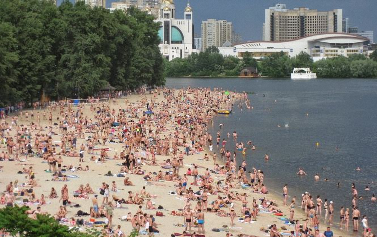 В Киеве запретили купаться на всех пляжах города - фото 1