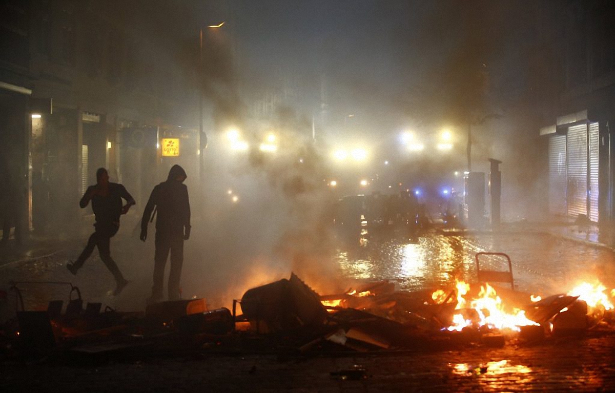 Беспорядки в Гамбурге во время саммита G20 - фото 1
