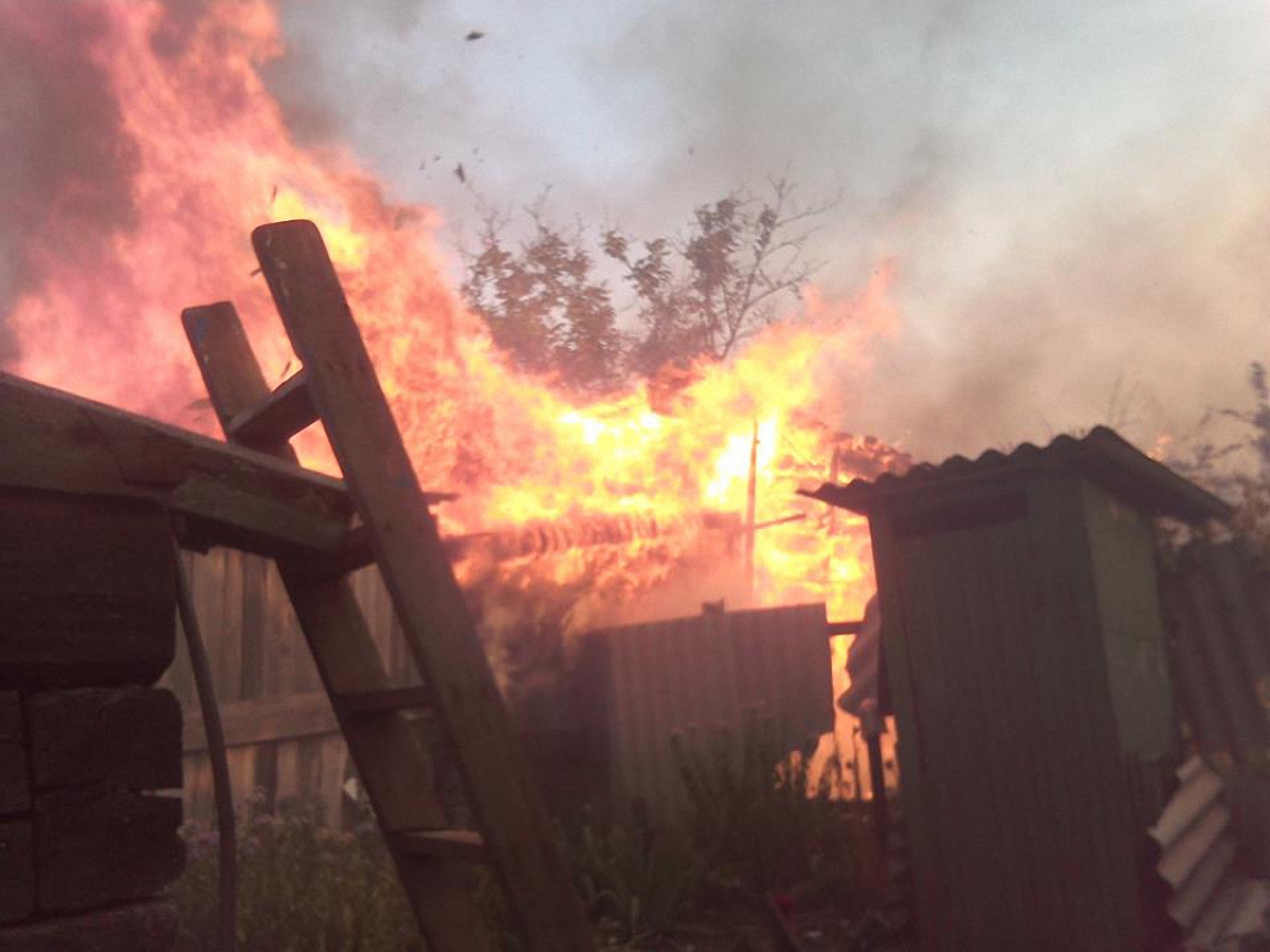 В Зайцево сгорели дома - фото 1