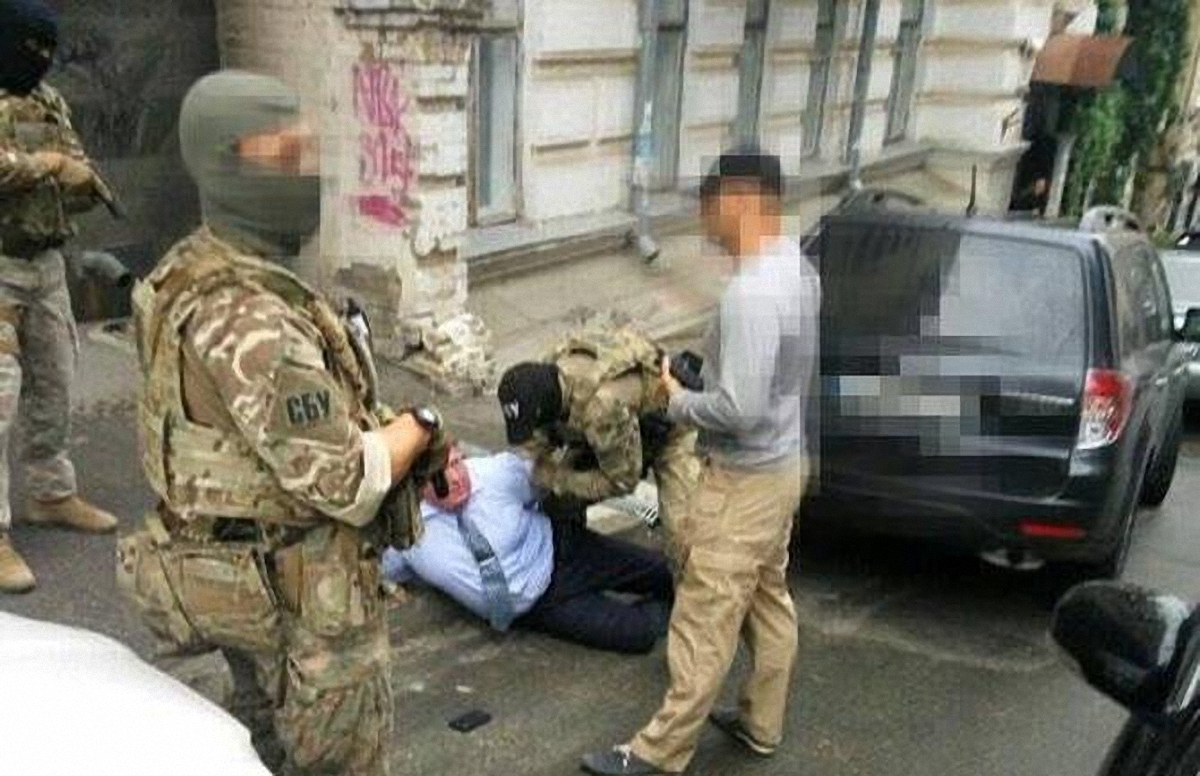 Главе полиции охраны сообщили о подозрении - фото 1