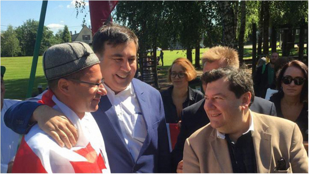 Братская страна: Саакашвили сообщил свое местонахождение - фото 1