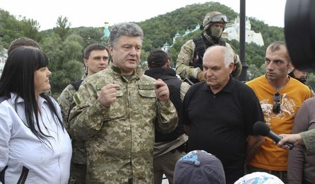 Петр Порошенко отправился в Донецкую область - фото 1