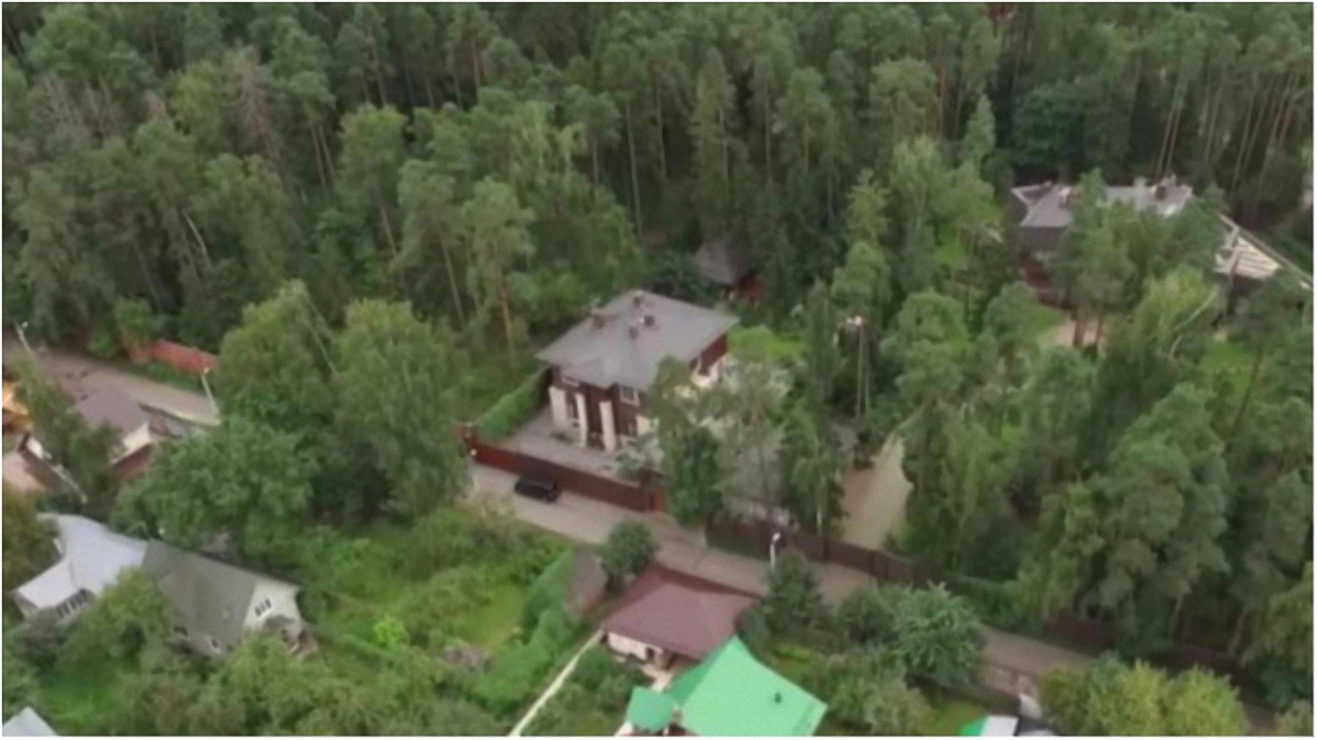 Предполагаемый дом Януковича - фото 1