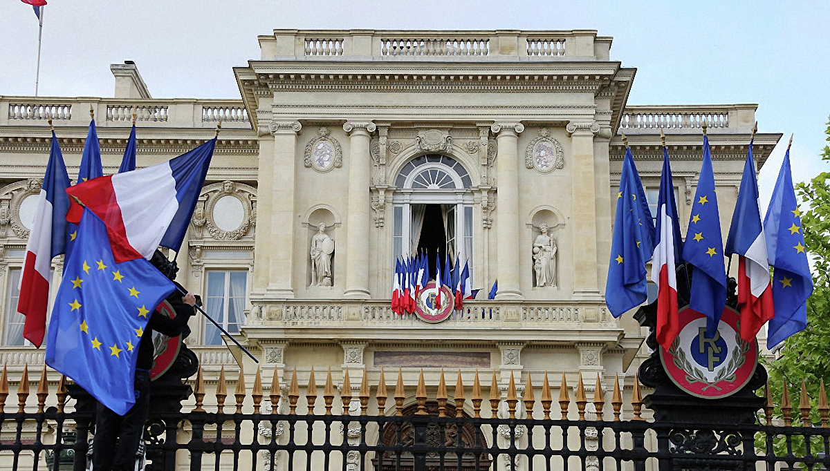МИД Франции намерено закрыть "представительство" "ДНР" в Марселе - фото 1