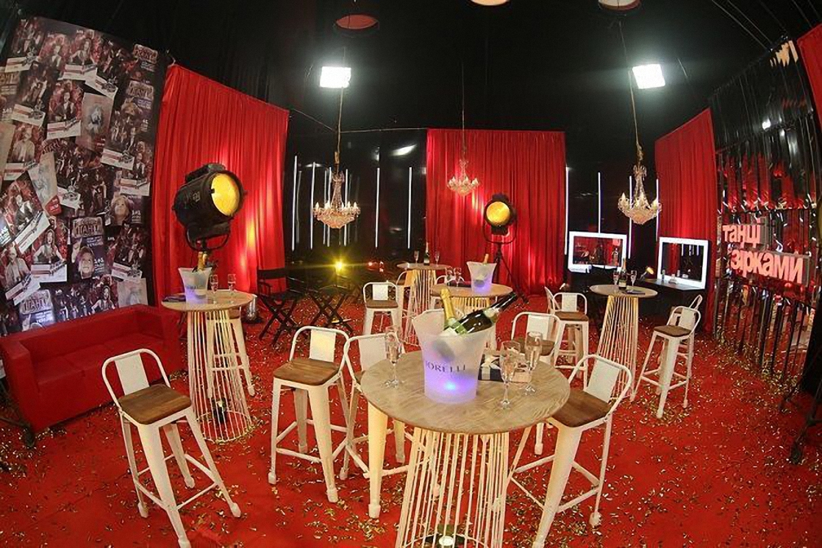 Танці з зірками: Зрителям показали, что происходит за кулисами проекта - фото 1