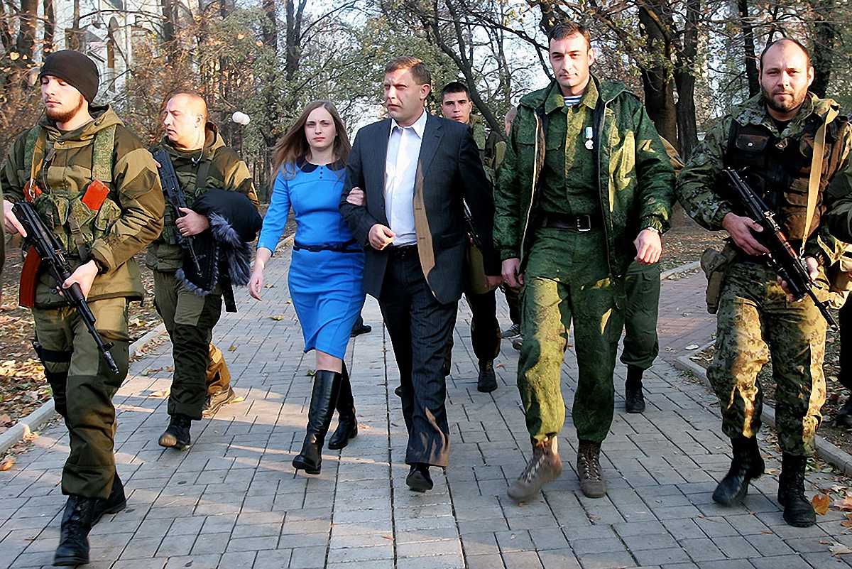 Захарченко с женой - фото 1