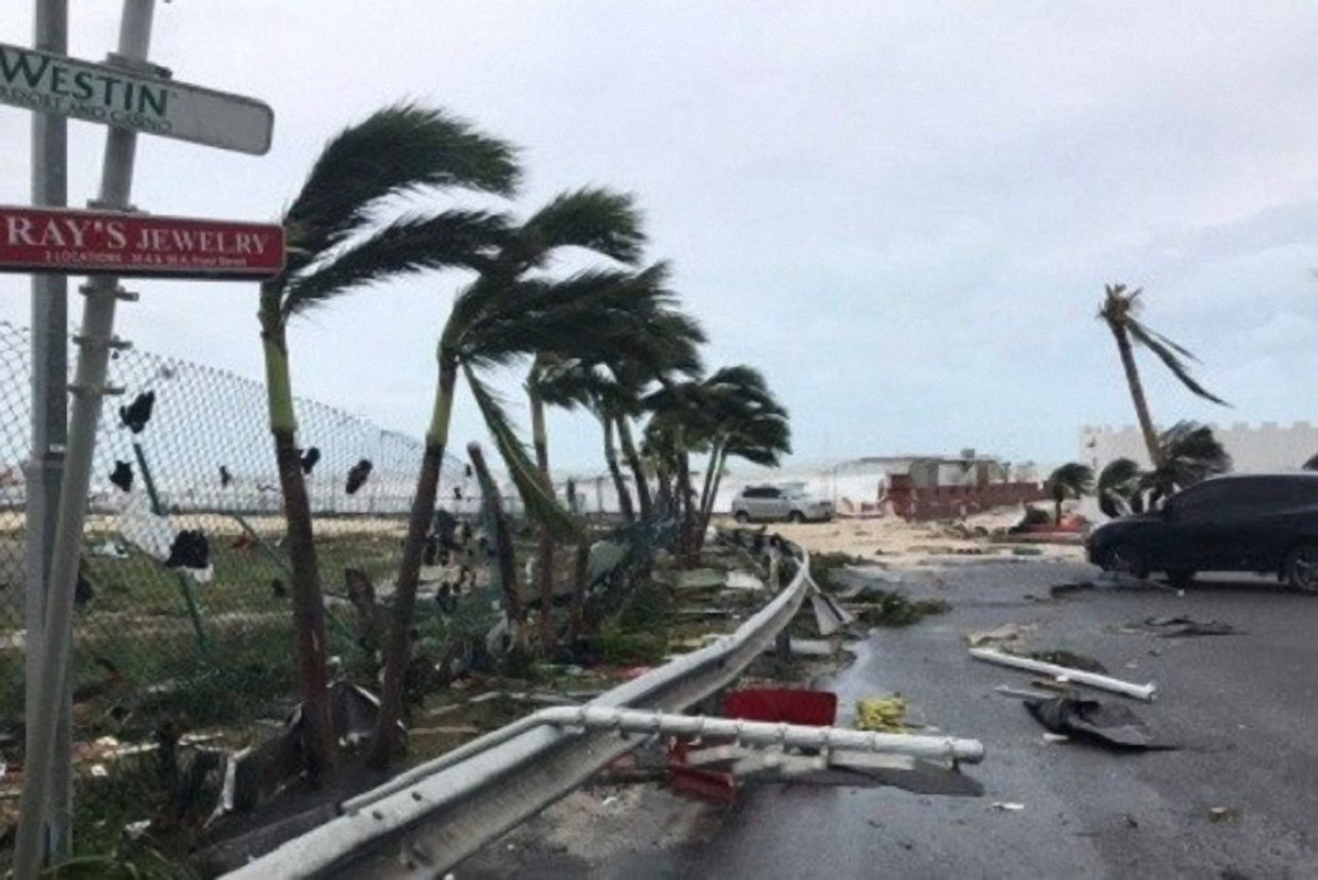 Ураган "Ирма" уничтожил 2 острова - фото 1