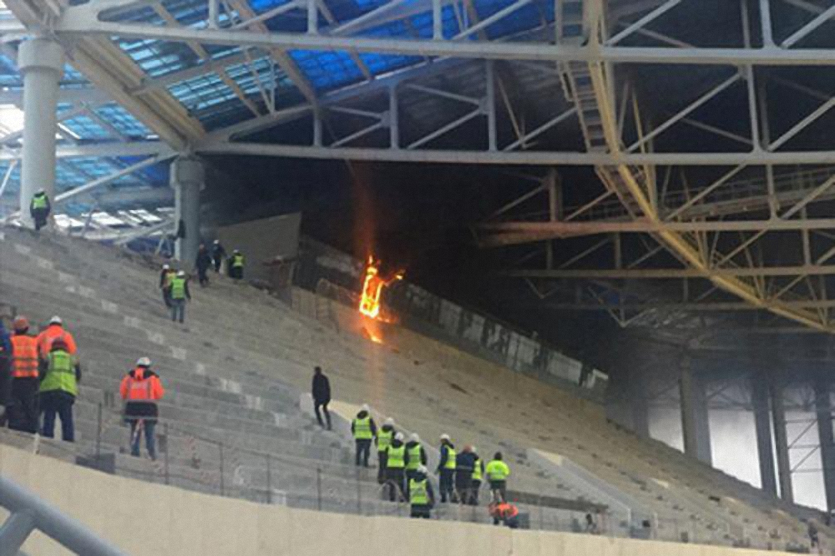 В России пожары на стадионах, принимающих ЧМ-2018, становятся обычным явлением - фото 1