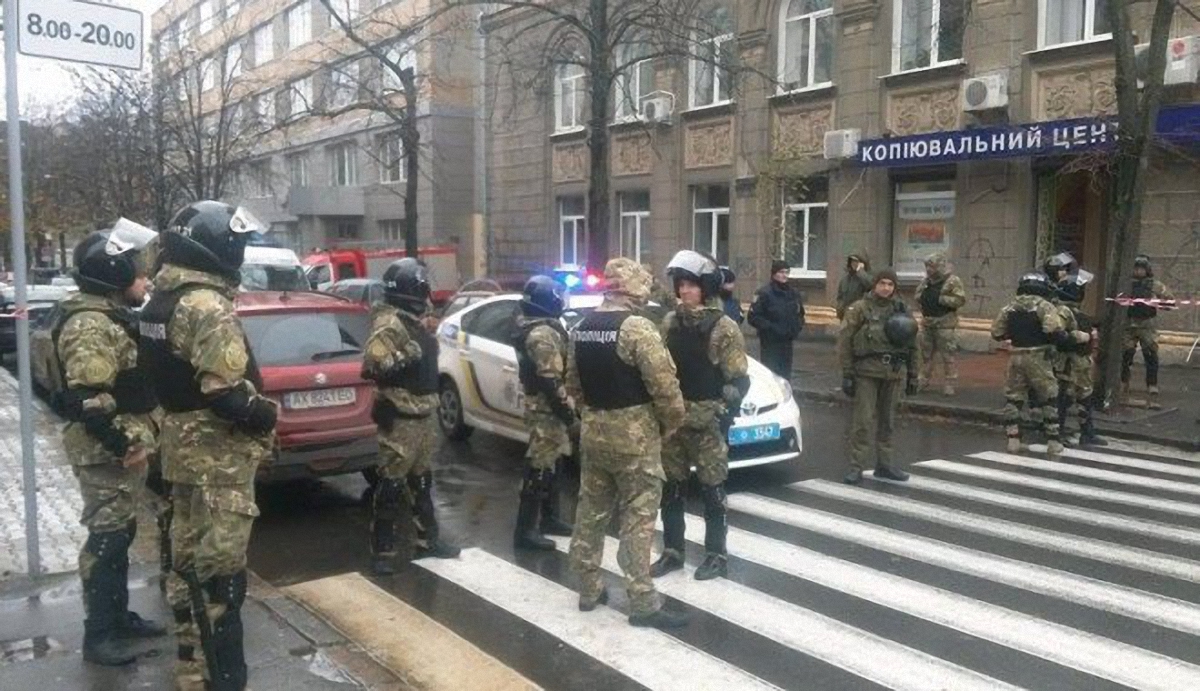 Обыски проходят в Харькове - фото 1