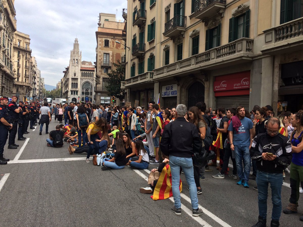 В Каталонии началась забастовка - фото 1