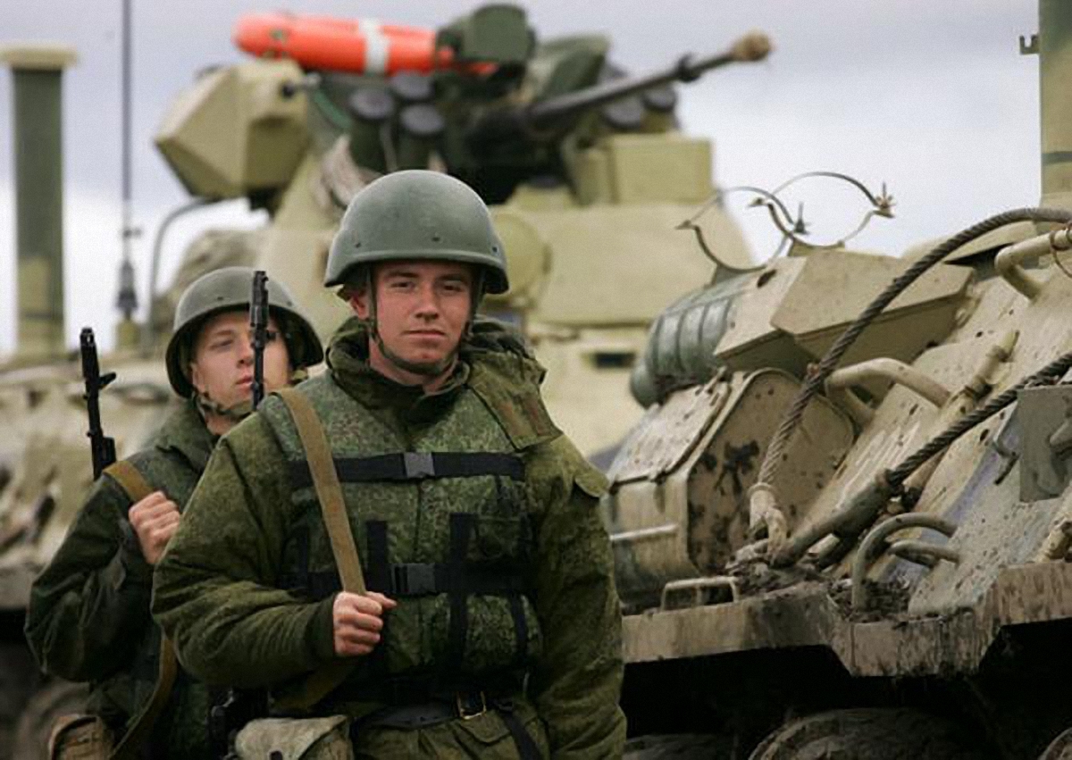 Россия оставила своих военных в Беларуси - фото 1